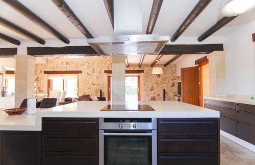 Sa Pobla Villa | Rey del Campo 140 luxurious villa with private pool, air conditioning, garden and BBQ area