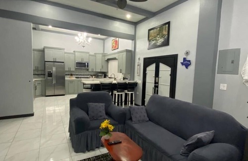 San Miguel House | Reyes Casa Jardin San Miguel El Salvador