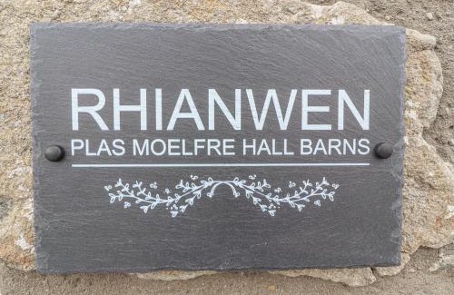 Oswestry House | Rhianwen, Plas Moelfre Hall Barns