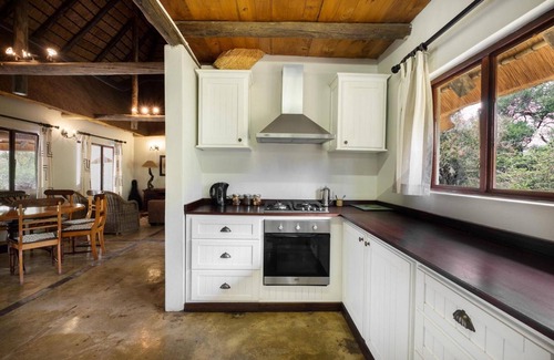 Jozini Cabin | Rhino River Lodge