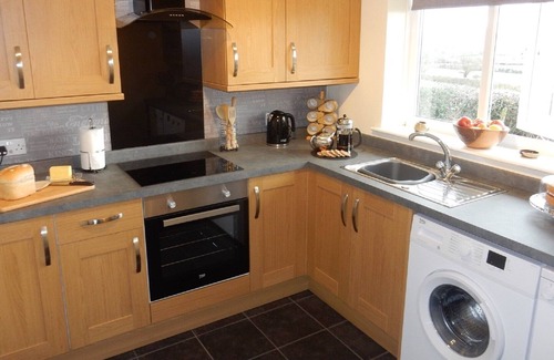 Westbrook Court House | Rhos-Mawr. 2 Bedroomed Bungalow with spectacular views near Hay on Wye