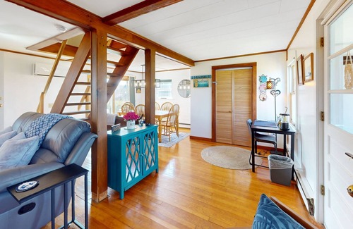 Winter Harbor House | Richard's Place | Dog-friendly home in Winter Harbor with garden - walk to town