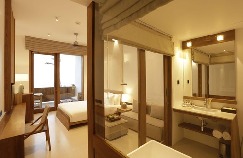 Thiranagama Hotel | Riff Hikkaduwa