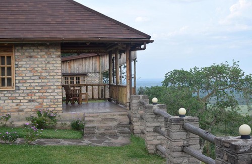 Rubirizi Cabin | Rift Valley Game Lodge Rubirizi