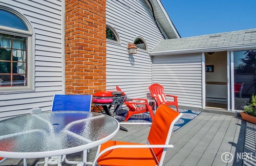 Pentwater Condo | Right Downtown with Space for Everyone!