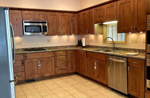 Northville House | Right on the Water, Spectacular Lakefront Home with Private Dock-Boat & Swim