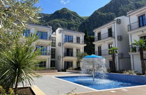 Risan Resort | Risan Bay