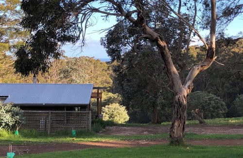 Ocean Beach Ski Chalet | Rita @ Monkey Rock Winery