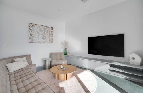 Aldinga Beach House | RIVA 202Espy - Brand new luxury beachfront - Sleeps 8