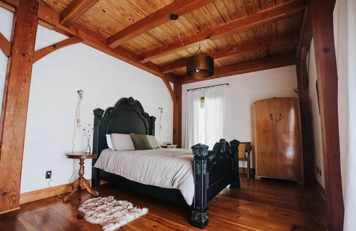 Trion House | Rivendell 4bdr w/ private lake on 52 acres to explore in North Georgia.