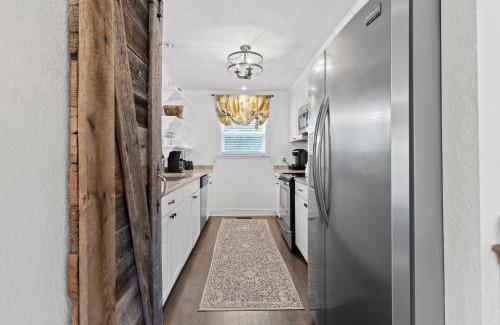 Decatur House | River Access and Dock - Chickamauga River Refuge