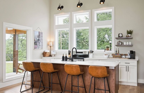 Rock Island House | River Access, Mountain View, Game Rm/Pet friendly!