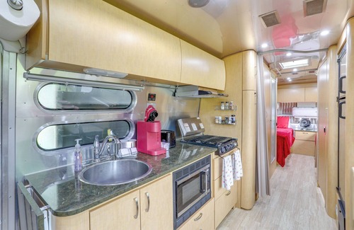 Mountain View Apartment | River Access & Private Deck: Mountain View Retreat