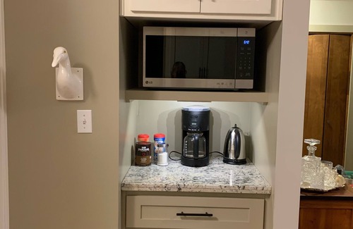 Plumas Eureka Estates House | River Cabin with Stunning Views and EV Charger