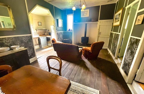 Scotsdale Cottage | River Cottage Denmark A nature escape only 7 mins from city centre!