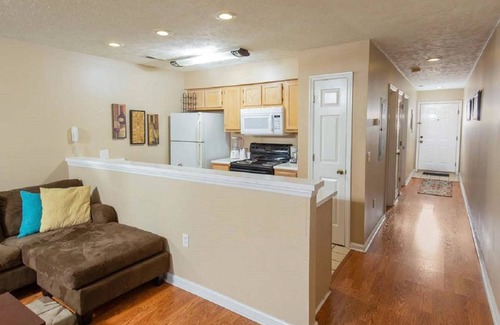 Carolina Forest Hotel | River Oaks Resort