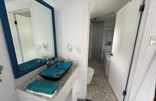 Tampa Resort | River Resort unique nature space with Swimspa, 15min to the airport, Pole Poker