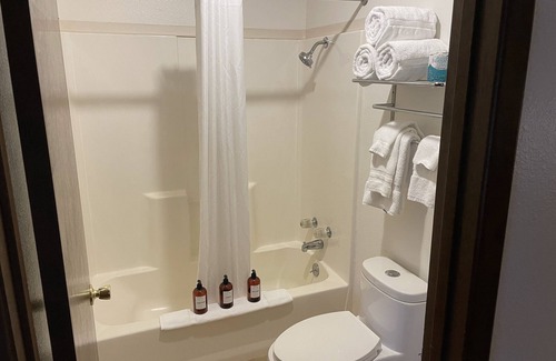 North Fork Hotel | River's Fork Lodge