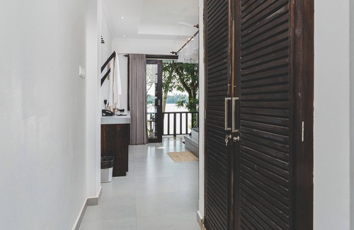 Darga Town Villa | River View Villa