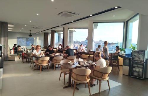 Guilin City Centre Hotel | Riverbank Hotel