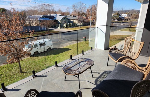 Wagga Wagga House | “RiverDell Short Stay’s” Accommodation