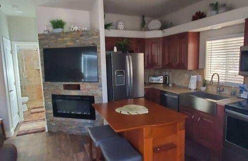 Parker Dam Villa | Riverfront Beach Villa 7 Colorado River