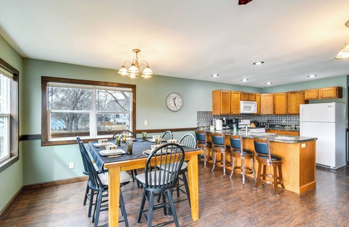 Pella Cabin | Riverfront Cabin Near Dtwn Pella w/Game Room!