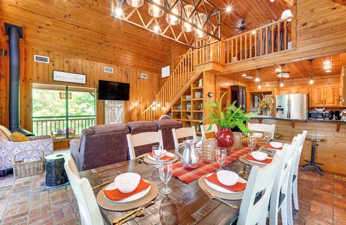 Seminary Cabin | Riverfront Cabin w/Outdoor Oasis in Seminary!