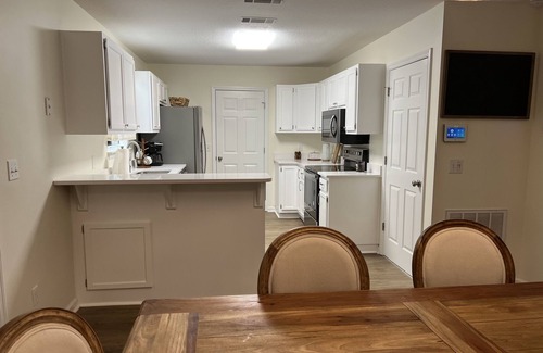 Camden House | Riverfront home on deep water - sleeps 12