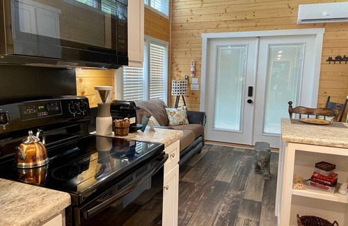 Mentone House | RiverFront l Kayak l Hiking Trail l Tiny Home