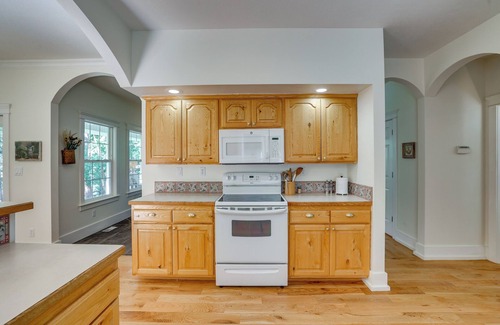 Boise House | Riverfront & Lake Retreat: 9 Mi to Lucky Peak!