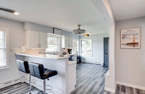 McHenry House | Riverfront Retreat w/Dock & Kayaks in McHenry