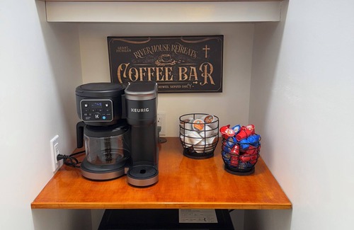 Grant House | Riverfront Serenity, Rustic Charm and World Class Fishing on the Muskegon River.