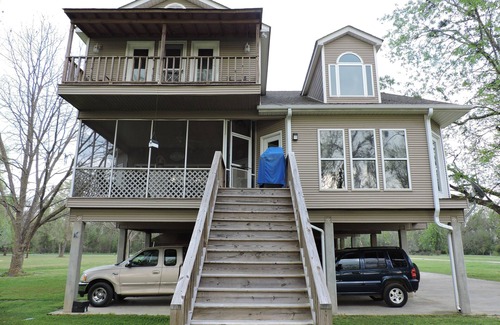 Gracewood House | Riverfront Vacation Retreat Augusta 5 STAR