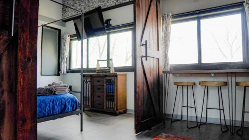 Niles Hotel | Rivers Edge Lofts - Unit 2