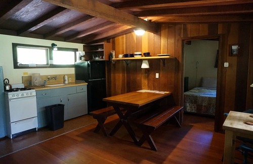 Orleans Cabin | Riverside cabin in the Klamath Mountains