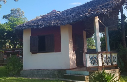 Ambodimanga House | Riverside Camp