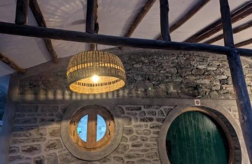 Bhimtal House | Riverside Hobbit House 10mins from Bhimtal