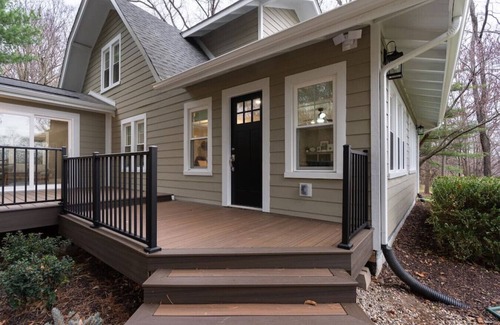 West Lafayette House | Riverside Retreat! 3 minutes to campus!