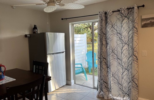 New Port Richey House | ❤️❤️RIVERSIDE RETREAT RIVERWALK FISHING🐠🐟HISTORIC DOWNTOWN-PETS WELCOME🐈🐩