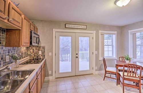 Lakeview Apartment | Riverside Studio: Trophy Trout Fishing On-Site