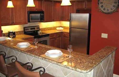 Pigeon Forge Condo | Riverstone 3BR condo, 5 min-Ripken/Dollywood/LeConte,Golf View, Indoor Pool,WiFi