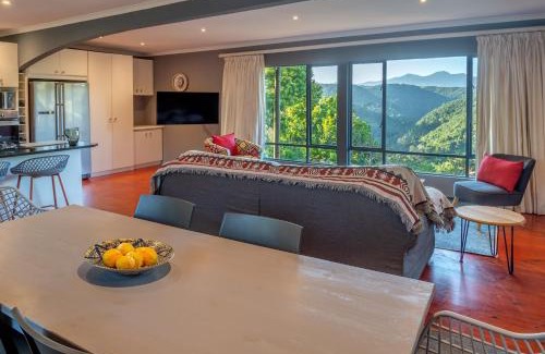 Knysna House | Riverview House Sedgefield