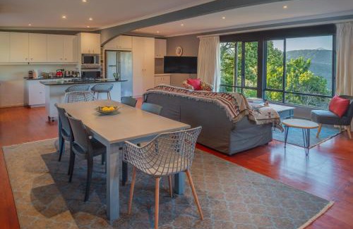 Knysna House | Riverview House Sedgefield