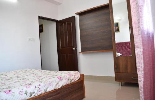 Sanjauli Bed & Breakfast | RKM Biulding Sharma B&B