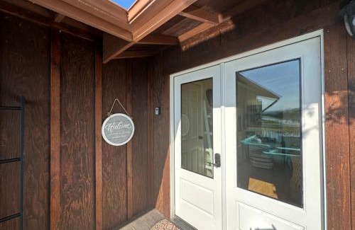 Clear Lake House | RnR on the Lake - an oasis in nature!