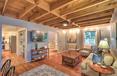 Sylva House | Roamer's Respite - A Prime Location with Scenic Views For Your Ultimate Retreat