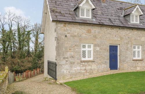 Caledon House | Robertson's Cottage