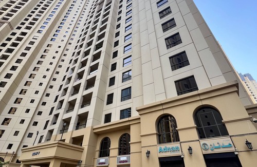 Umm Suqeim 1 Apartment | Robin Beach Hostel JBR