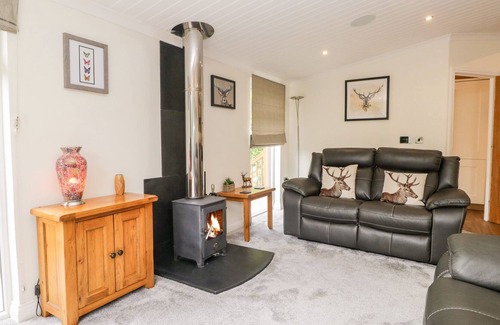 Allithwaite House | ROBIN LODGE, pet friendly, luxury holiday cottage in Cartmel